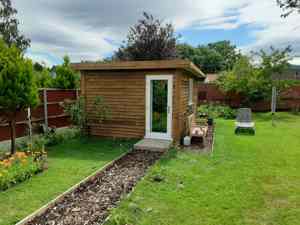 Soundproofed garden Studio - Andy Lis Holman